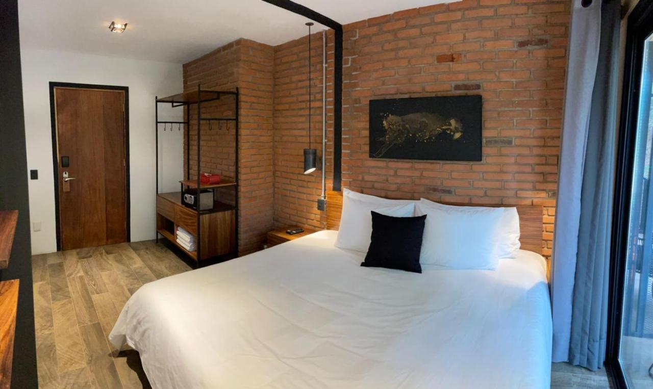 Hotel Oxu Solo Adultos Valle de Bravo Exterior foto